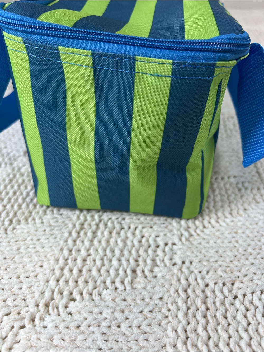 Trader Joe’s Insulated Mini Tote - Picture 3 of 8